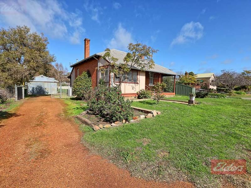 3 Felspar  Street, Narrogin