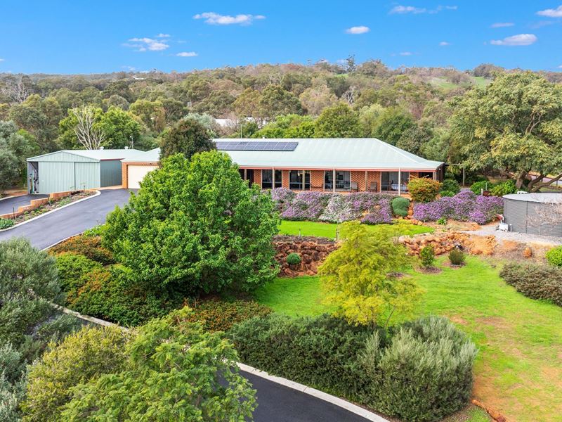 27 Scarpview Drive, Serpentine WA 6125