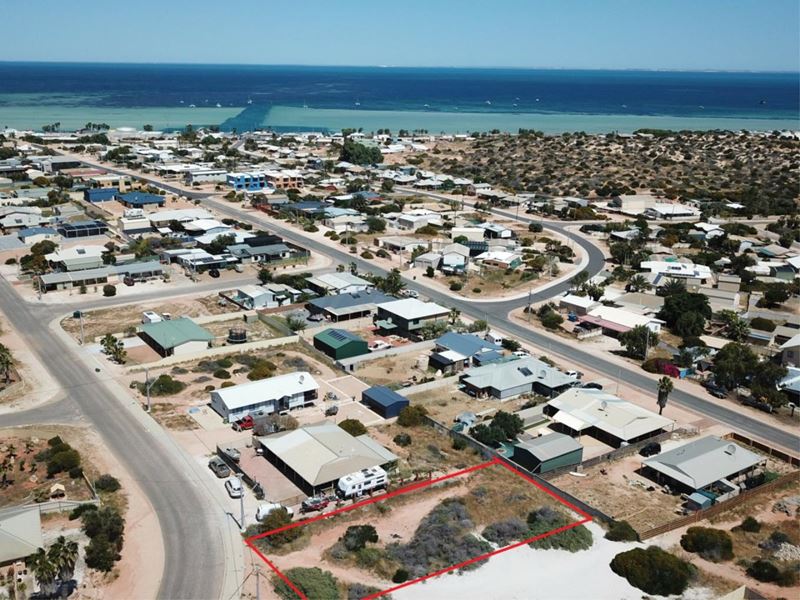 31 Capewell Drive, Denham WA 6537