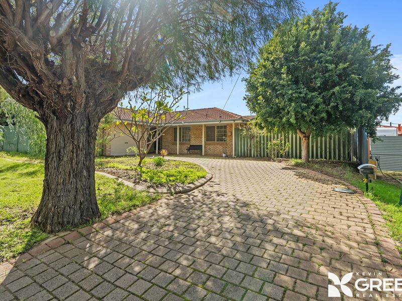 2 Kitchener Street, Dudley Park WA 6210