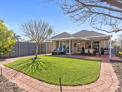 43a Cloister Avenue, Manning WA 6152