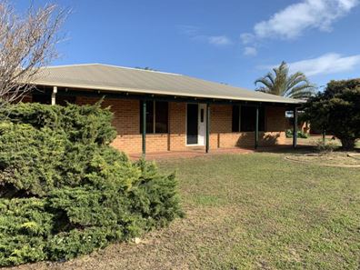 2 Pearson Street, Mount Tarcoola WA 6530