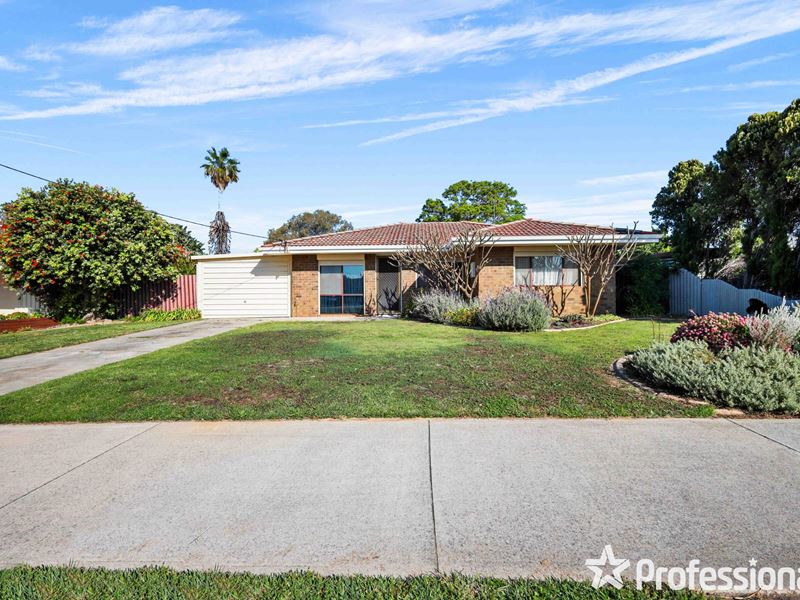 156 Berehaven Avenue, Thornlie