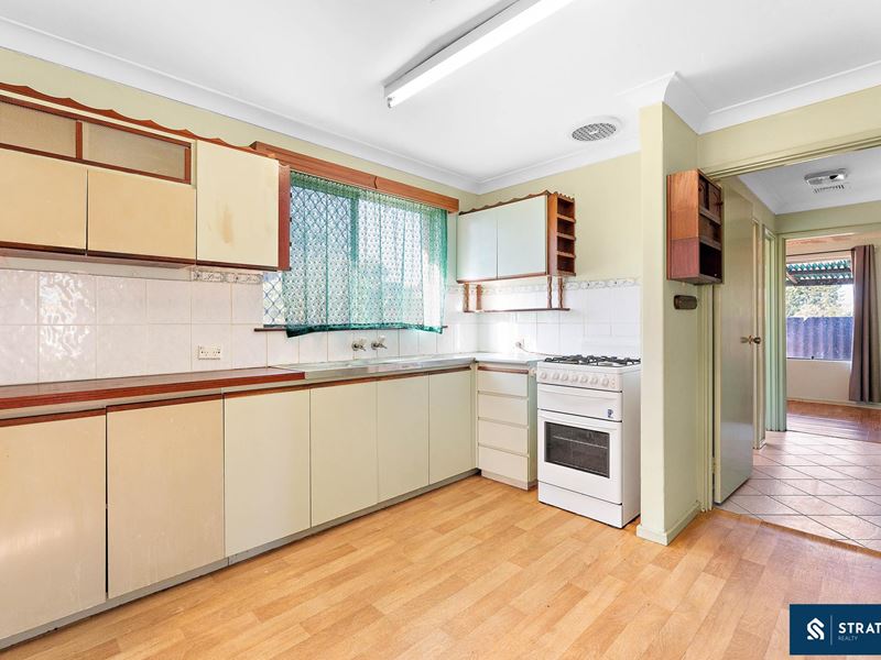 8 Oak Tree Court, Langford