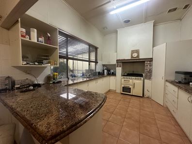 2 Strickland Street, Wagin WA 6315