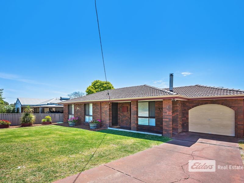 3 Lawley Street, Collie WA 6225