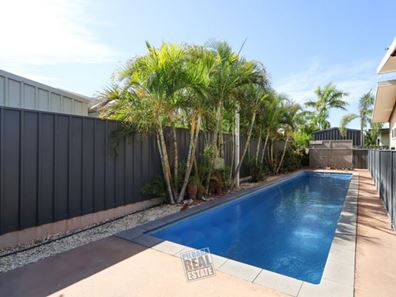 10 Ganbarr Street, Baynton WA 6714