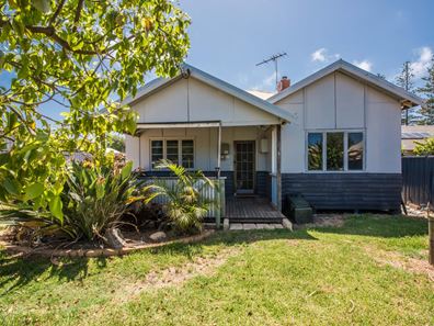 21 Burges Street, Beachlands WA 6530