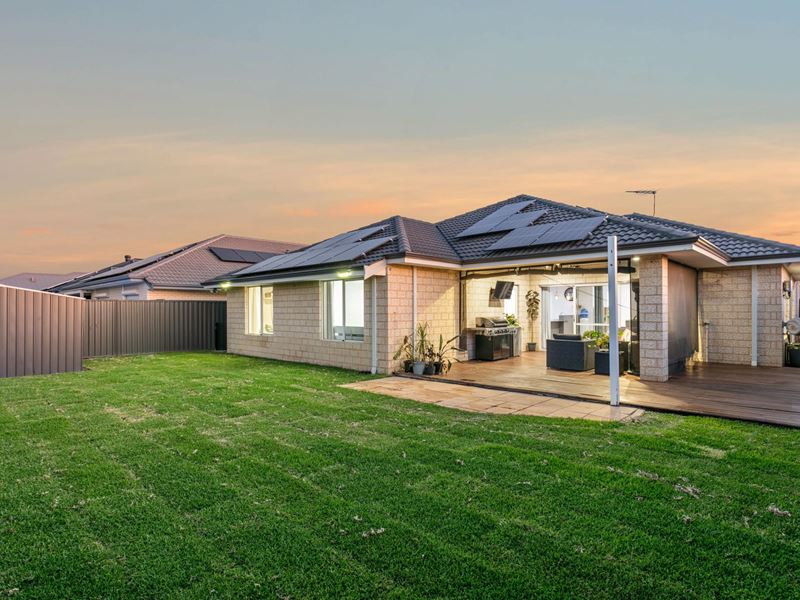 23 Mandalup Road, Haynes WA 6112