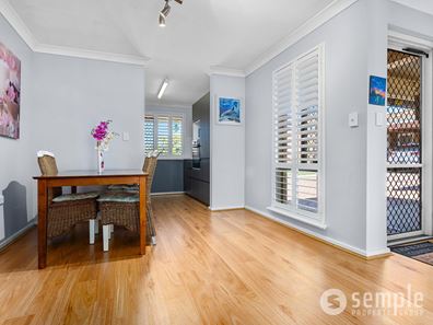 4/11 McCaw Mews, Yangebup WA 6164