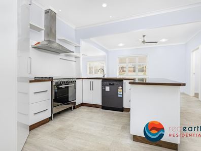 12 Gertrude Street, Geraldton WA 6530