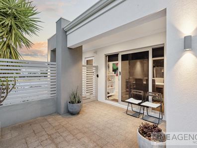 8A Noongah Place, Nollamara WA 6061