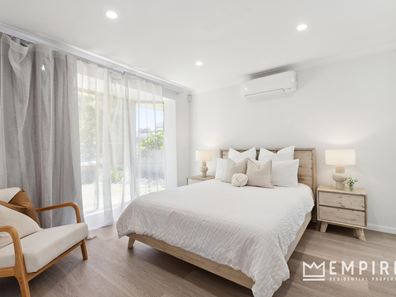 15 Arlington Loop, Coogee WA 6166