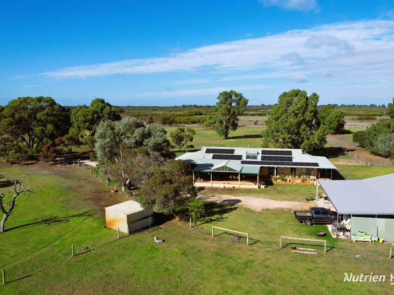 1046 Gingin Brook Road, Muckenburra