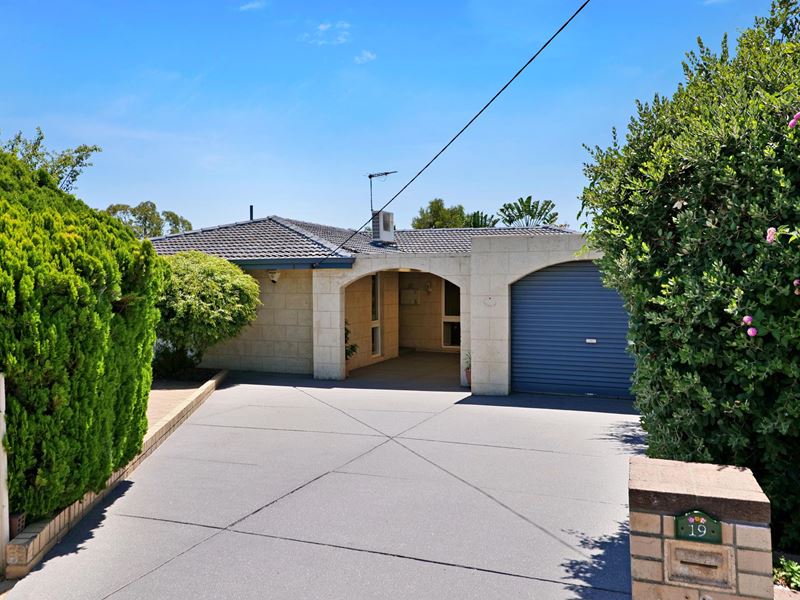 19 Hendon  Way, Hamersley