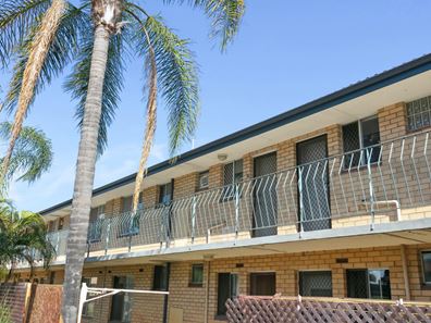 65/20 Ellerby Street, Glendalough WA 6016
