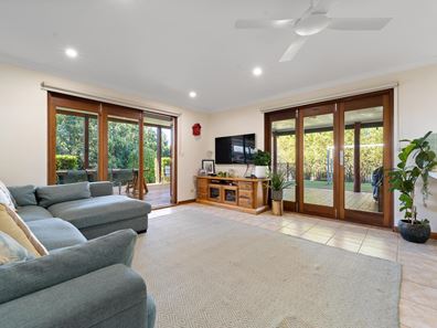 11 Hunt Court, Margaret River WA 6285