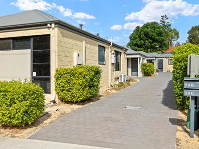 94c Camberwell Road, Balga WA 6061