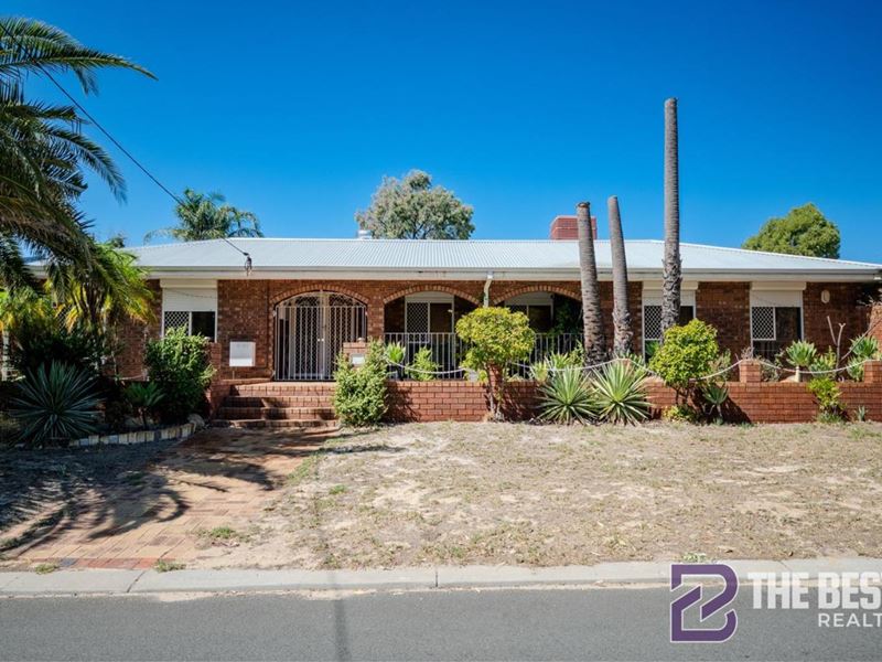 1 Delamere Way, Camillo WA 6111