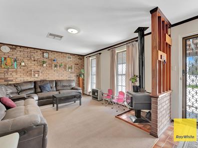 46 Warton Road, Huntingdale WA 6110
