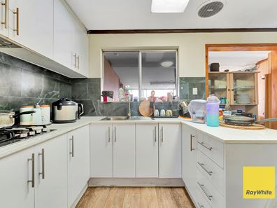 46 Warton Road, Huntingdale WA 6110