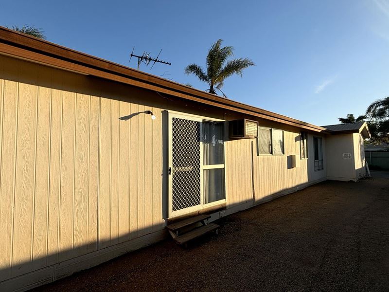 3/3 Morley Way, South Kalgoorlie WA 6430