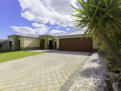 17 Hapuna Street, Butler WA 6036