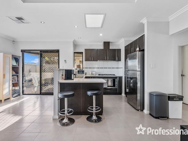 2B Newport Way, Balga