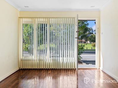 9 Bersted Street, Balga WA 6061