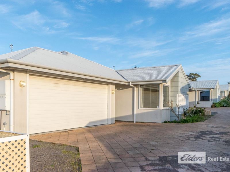 57A Minor Road, Orana