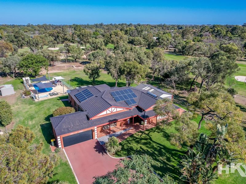 14 Pinot Terrace, The Vines