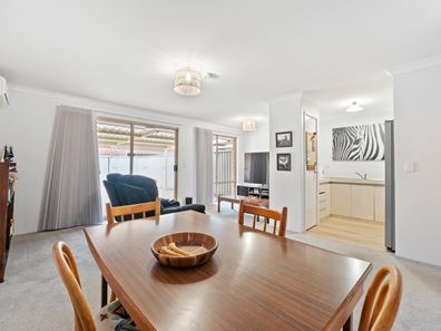 6/6 Hawkins Street, Rockingham WA 6168