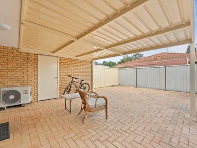 6/6 Hawkins Street, Rockingham WA 6168