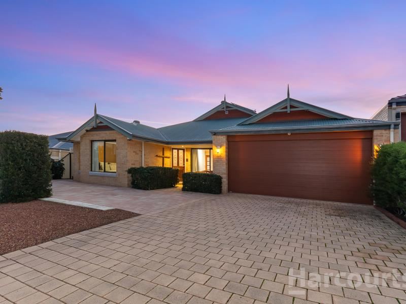 17 Lantern Way, Clarkson