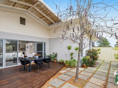 11A Sweetman Street, White Gum Valley WA 6162