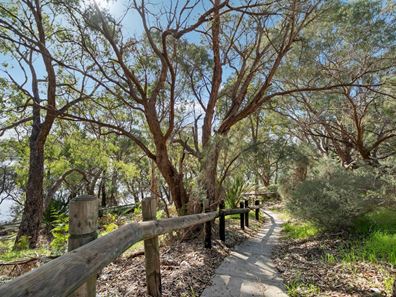 8/6 Minora Place, Rivervale WA 6103