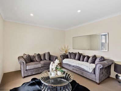 35 Callang Way, South Yunderup WA 6208