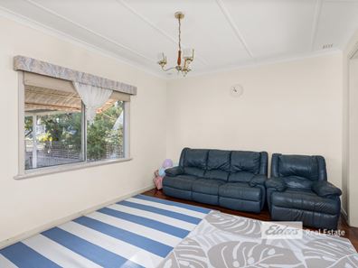 11 Boyalla Street, Carey Park WA 6230