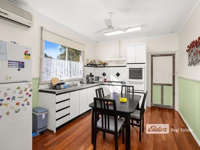 11 Boyalla Street, Carey Park WA 6230