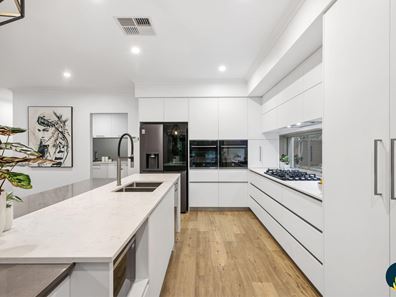 6 Brownley Court, Roleystone WA 6111