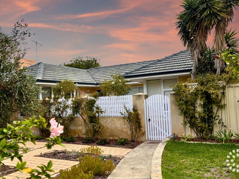 57 Bromley Road, Hilton WA 6163