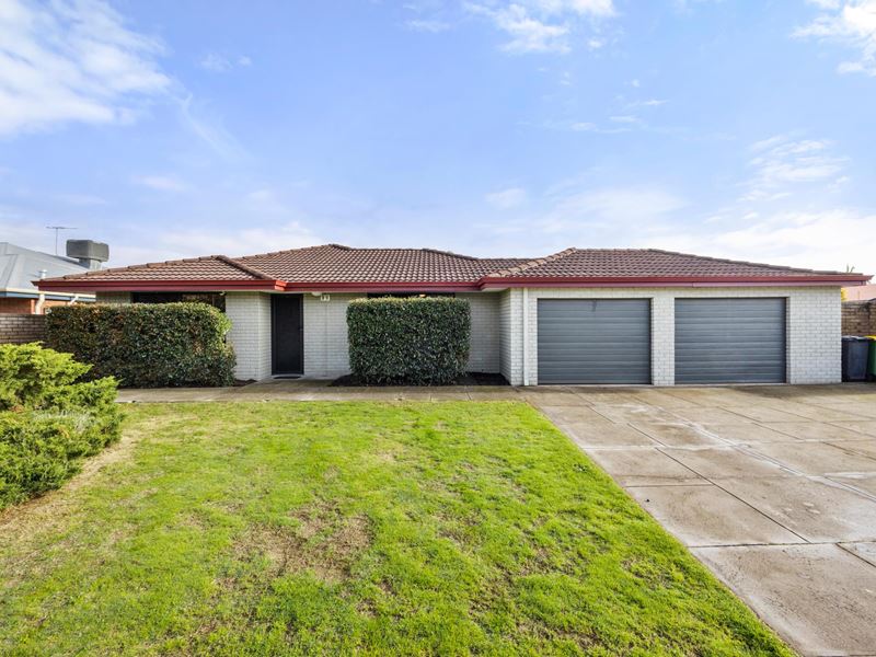 1 Venturer Court, Thornlie WA 6108