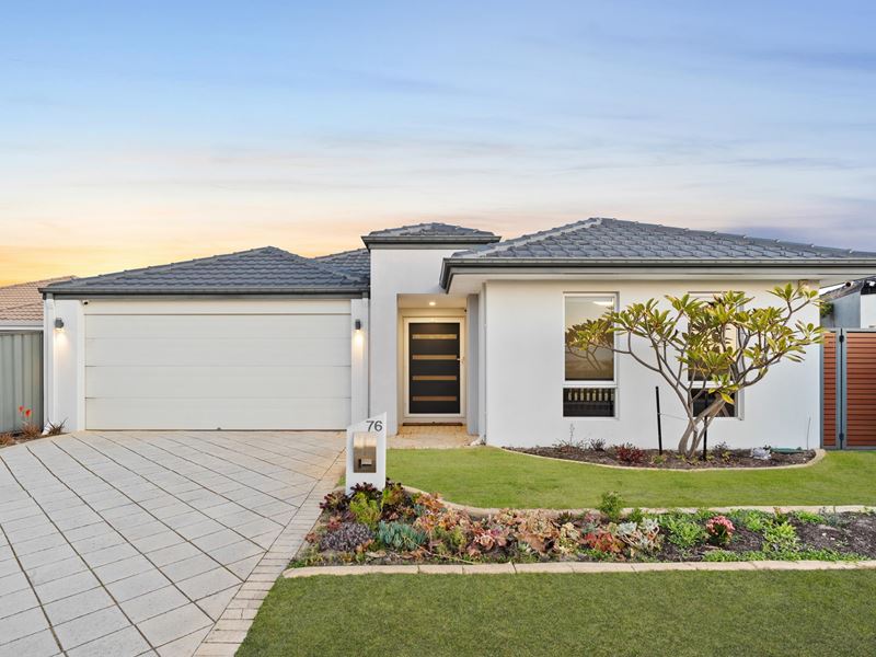 76 Oasis Drive, Secret Harbour