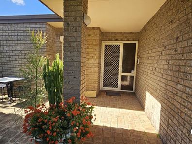 15 Shashta Drive, Greenfields WA 6210