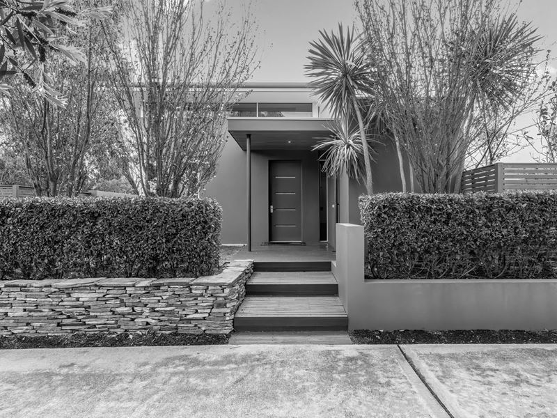 24 Dunlin Way, Coodanup