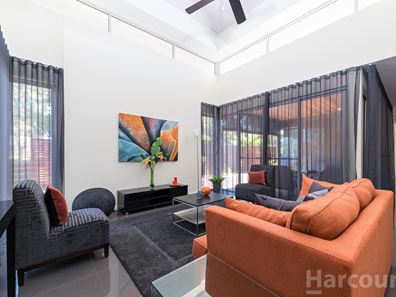24 Dunlin Way, Coodanup WA 6210