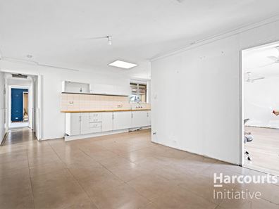 19 Curtis Way, Girrawheen WA 6064