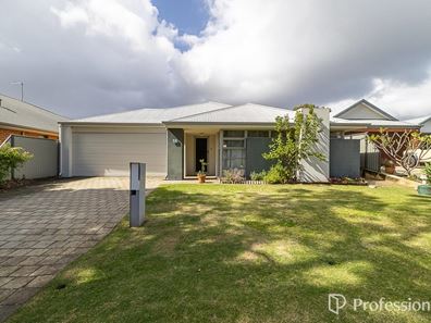60 Diamantina Boulevard, Byford WA 6122