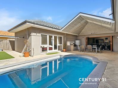 24 Central Park Avenue, Canning Vale WA 6155