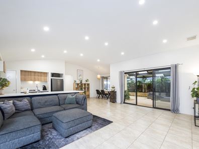 7 Galatea Pass, Ellenbrook WA 6069
